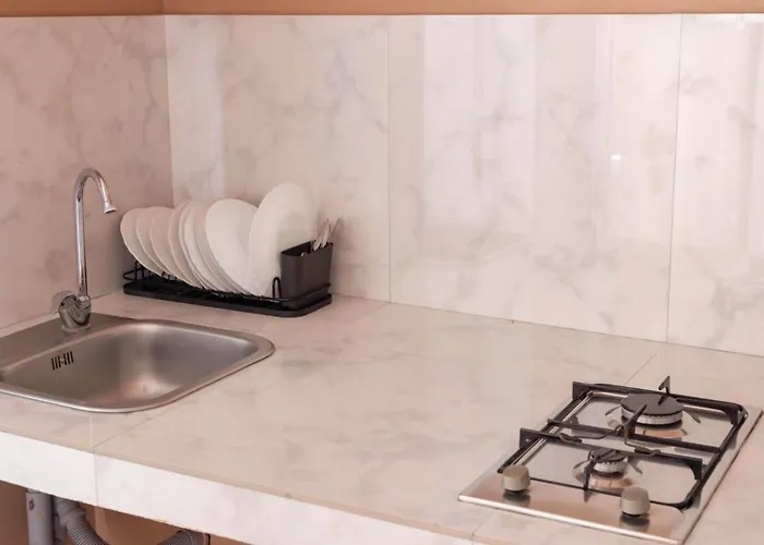 Wind House * Katánie