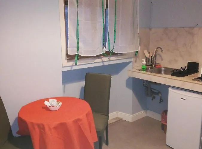 Wind House * Katánie